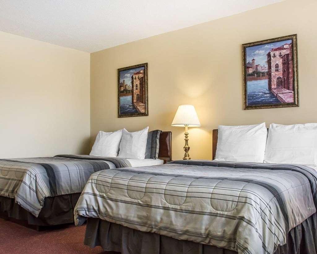 Rodeway Inn Marshall Manor Horseheads Room photo